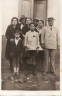 Vicente Hormiga Mederos (dcha) y familiares (Cortesía de Juana Hormiga)